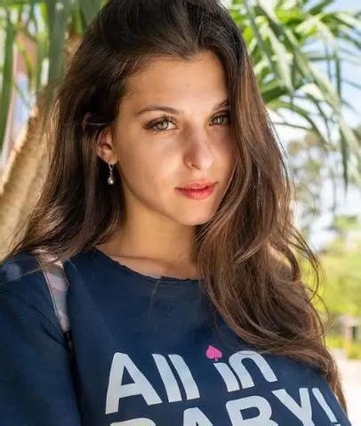 leah gotti height|Leah Gotti: A Comprehensive Guide to Her Biography, Age, .